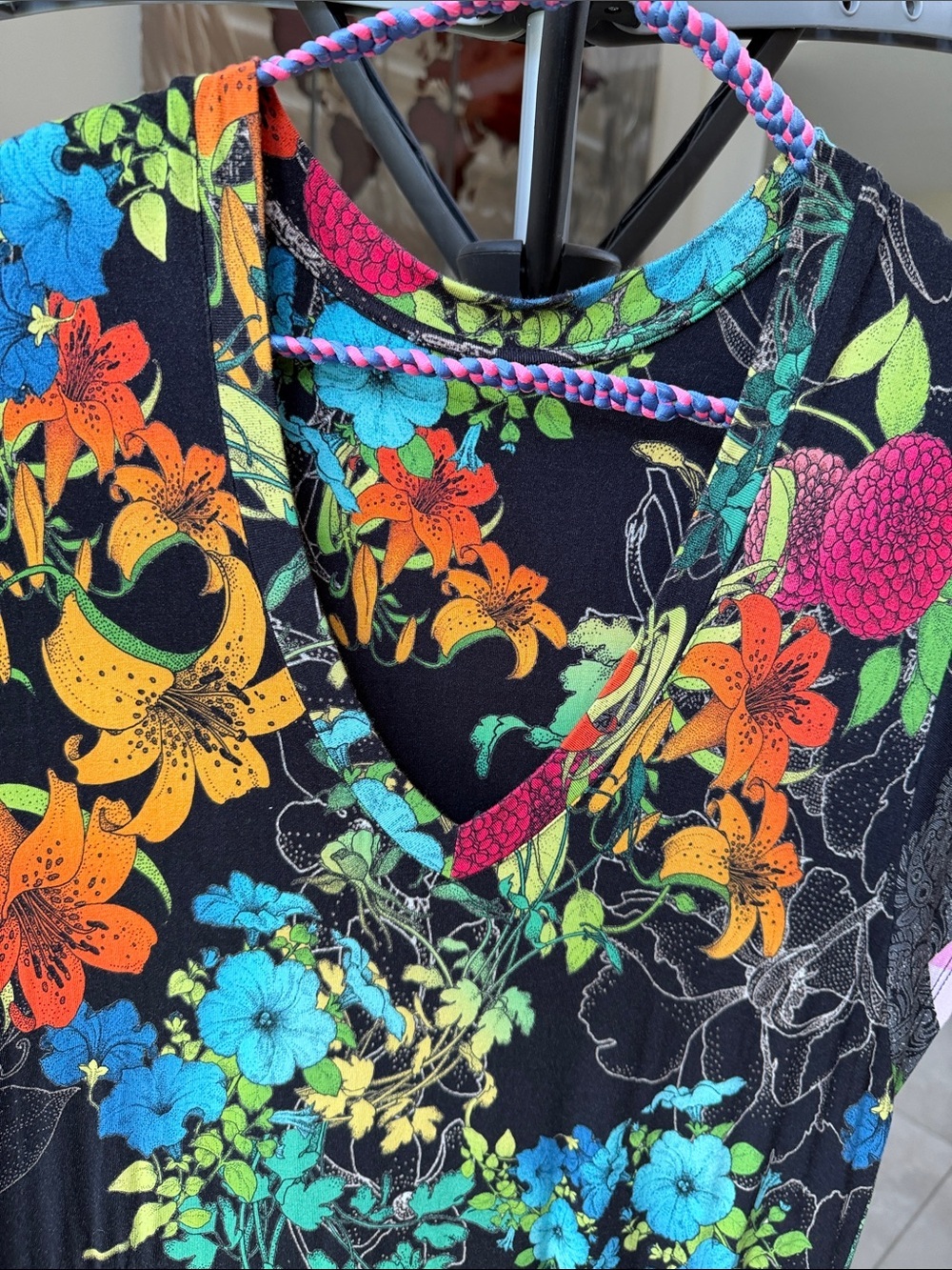 Johnny Was “Nero” V-Neck Midi Black Multicolor Floral Print Dress size M - Picture 3 of 10